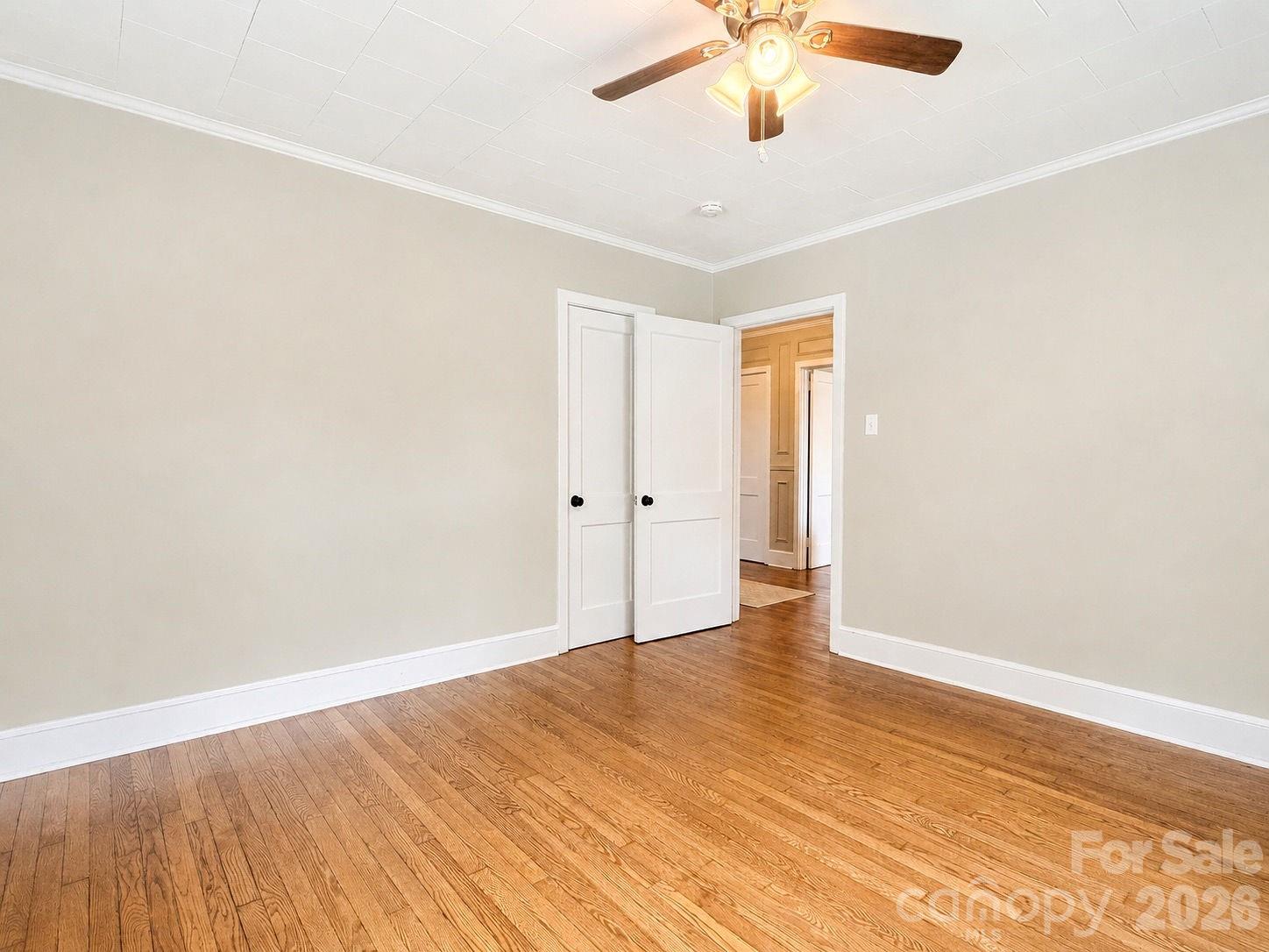 214 Oakwood Avenue