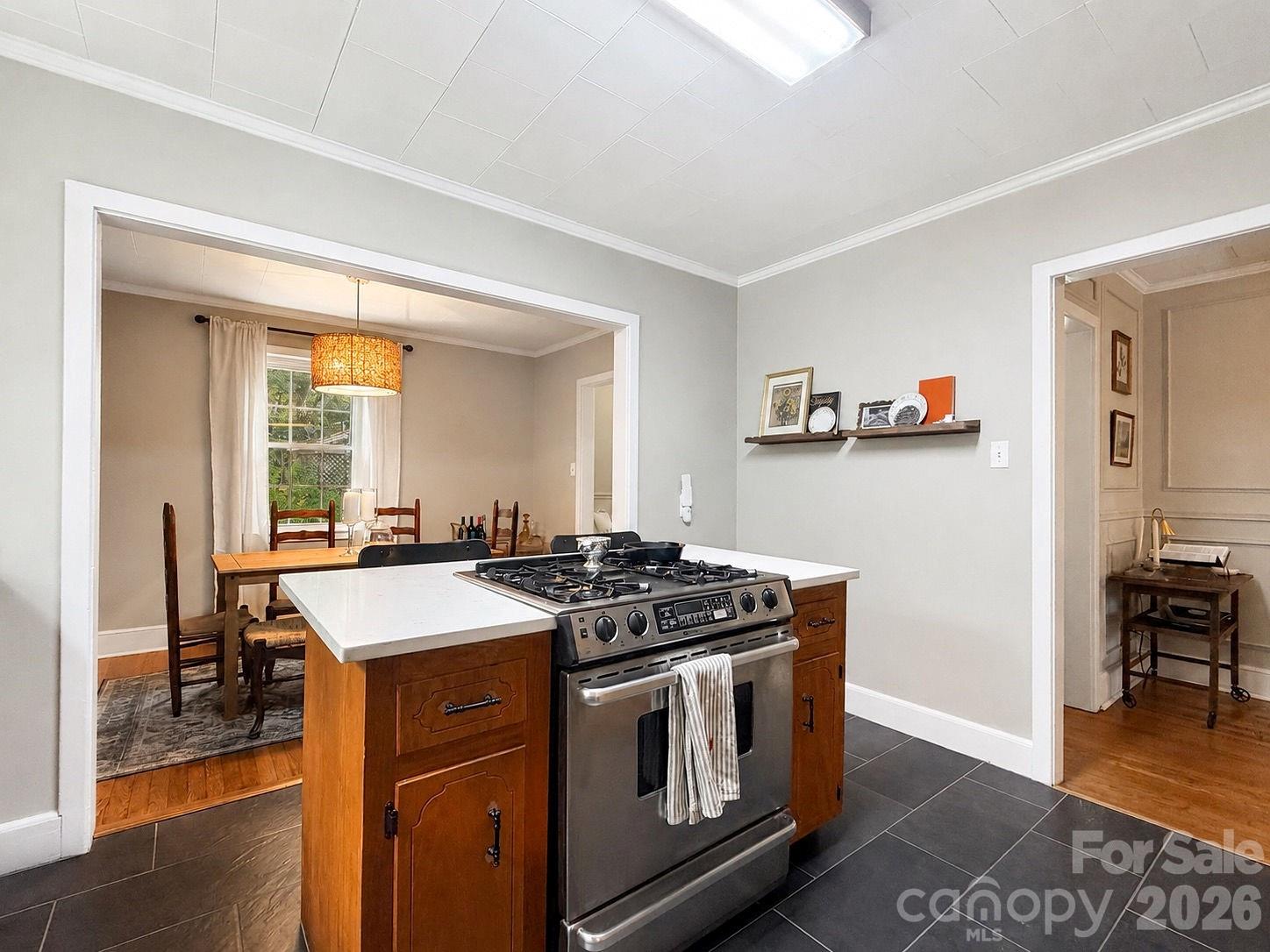 214 Oakwood Avenue