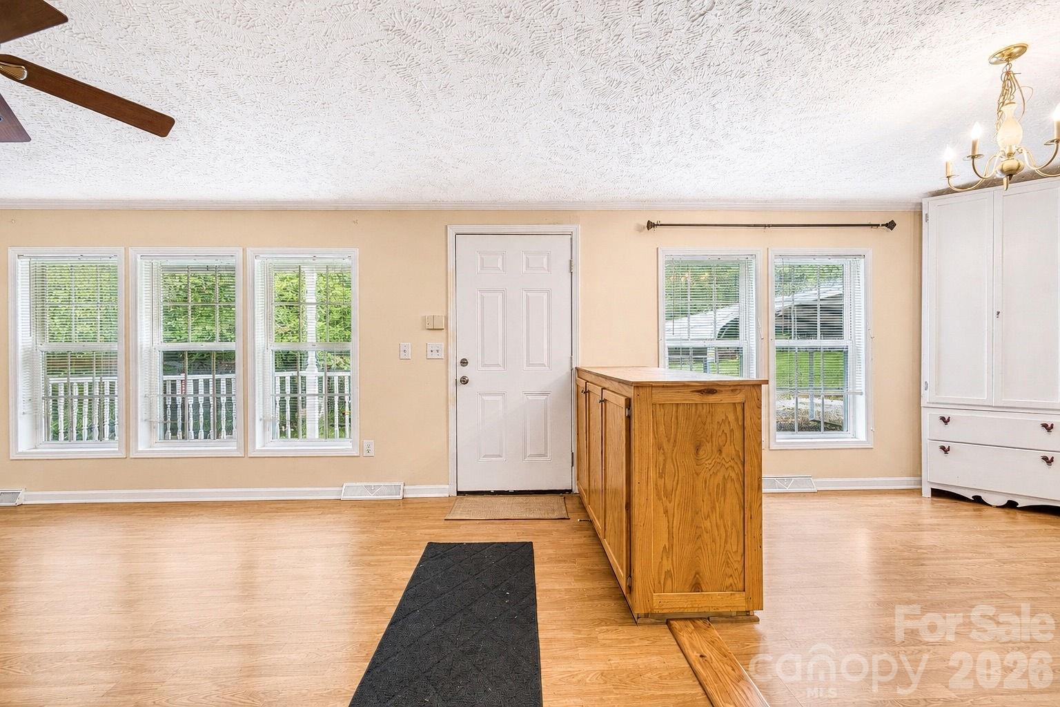 4942 Reid Road