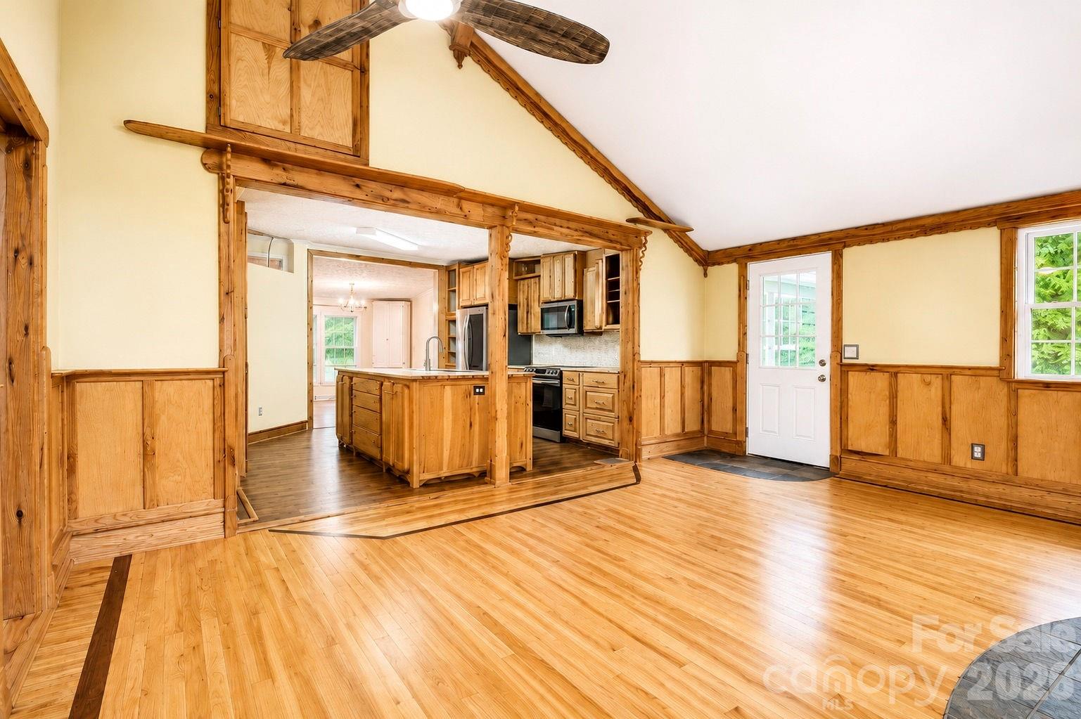 4942 Reid Road