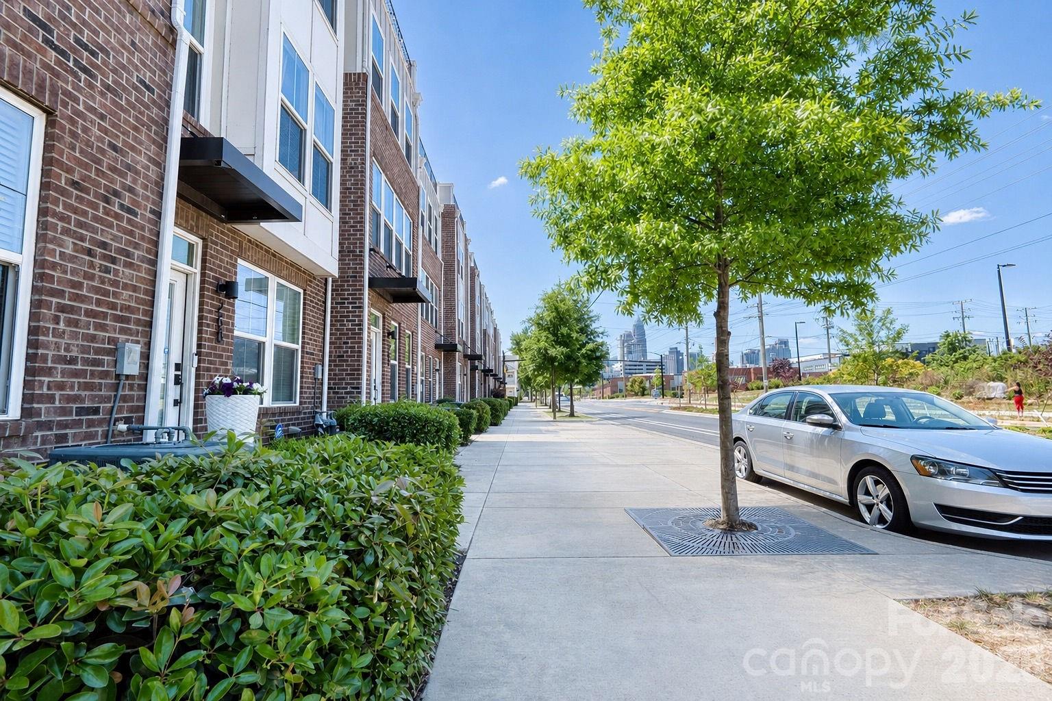 268 Parkwood Avenue