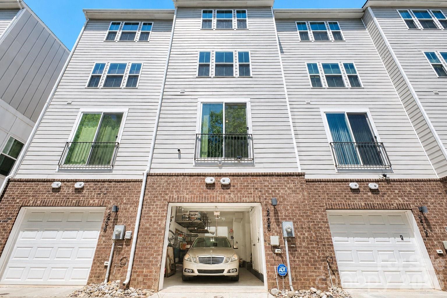 268 Parkwood Avenue