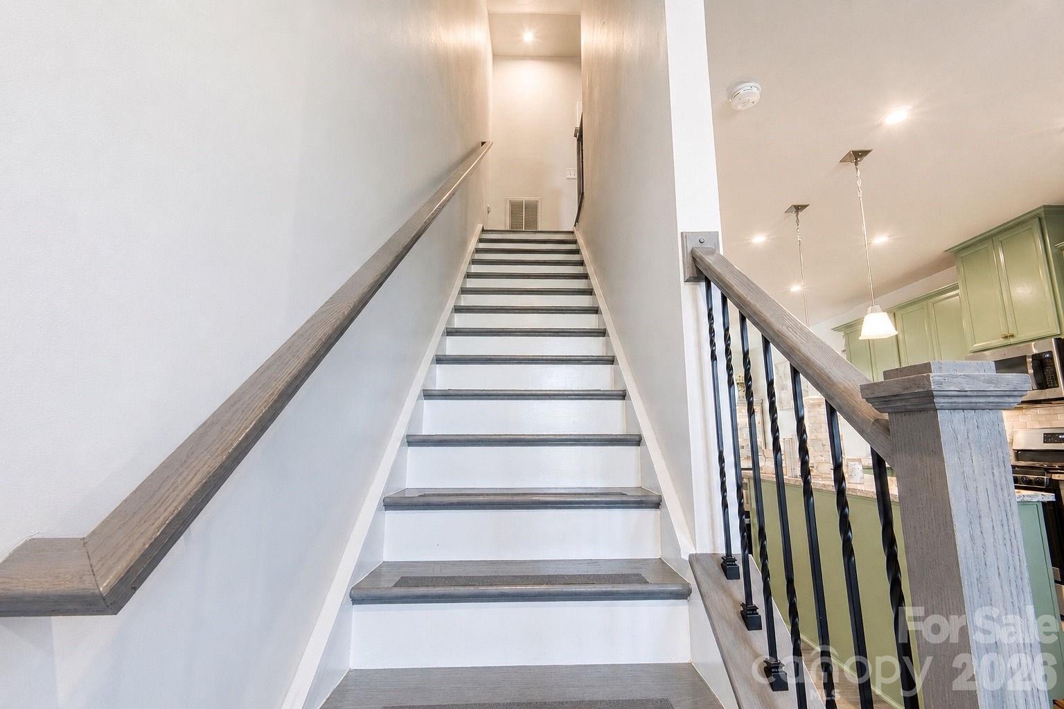268 Parkwood Avenue