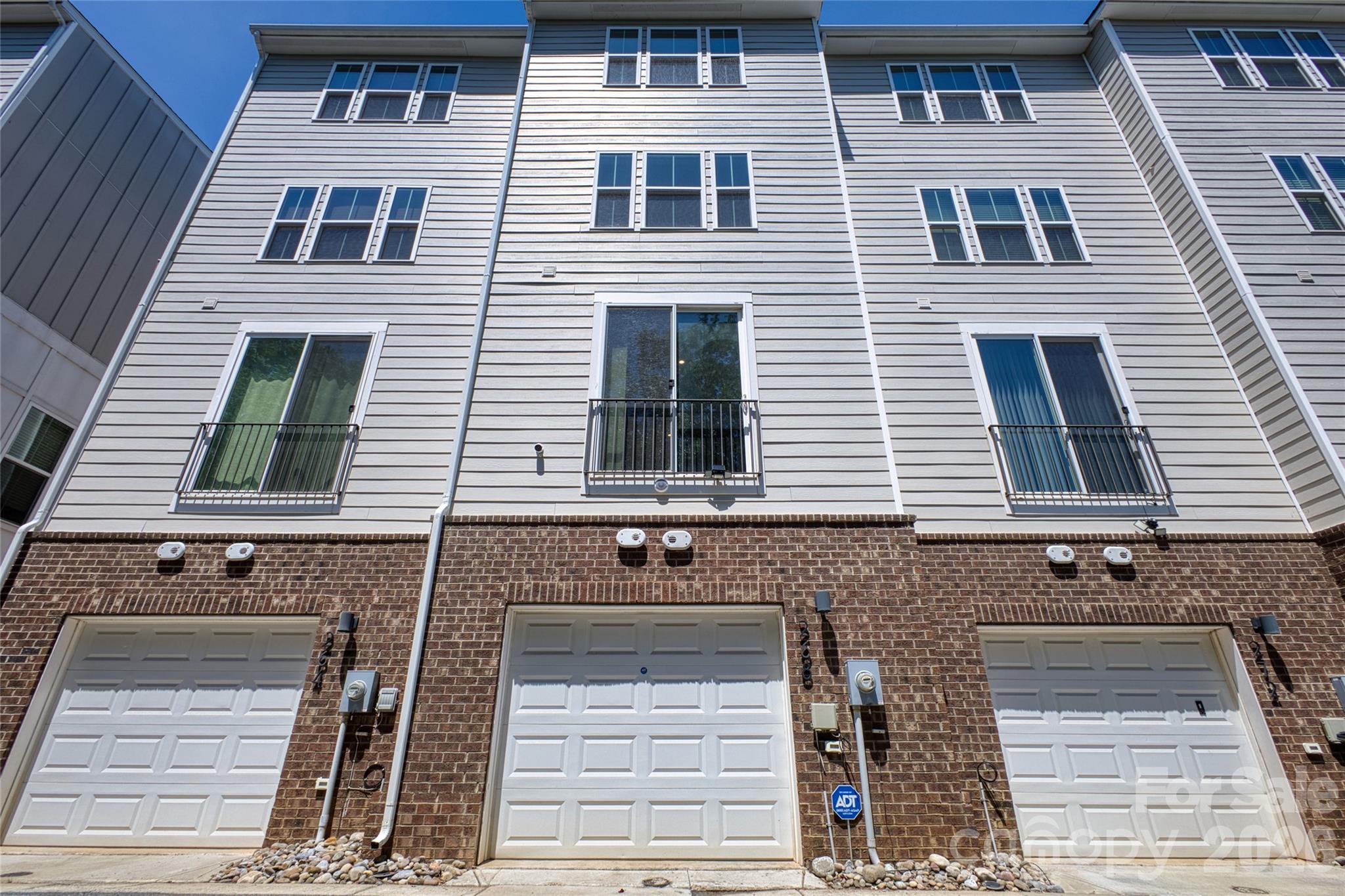 268 Parkwood Avenue