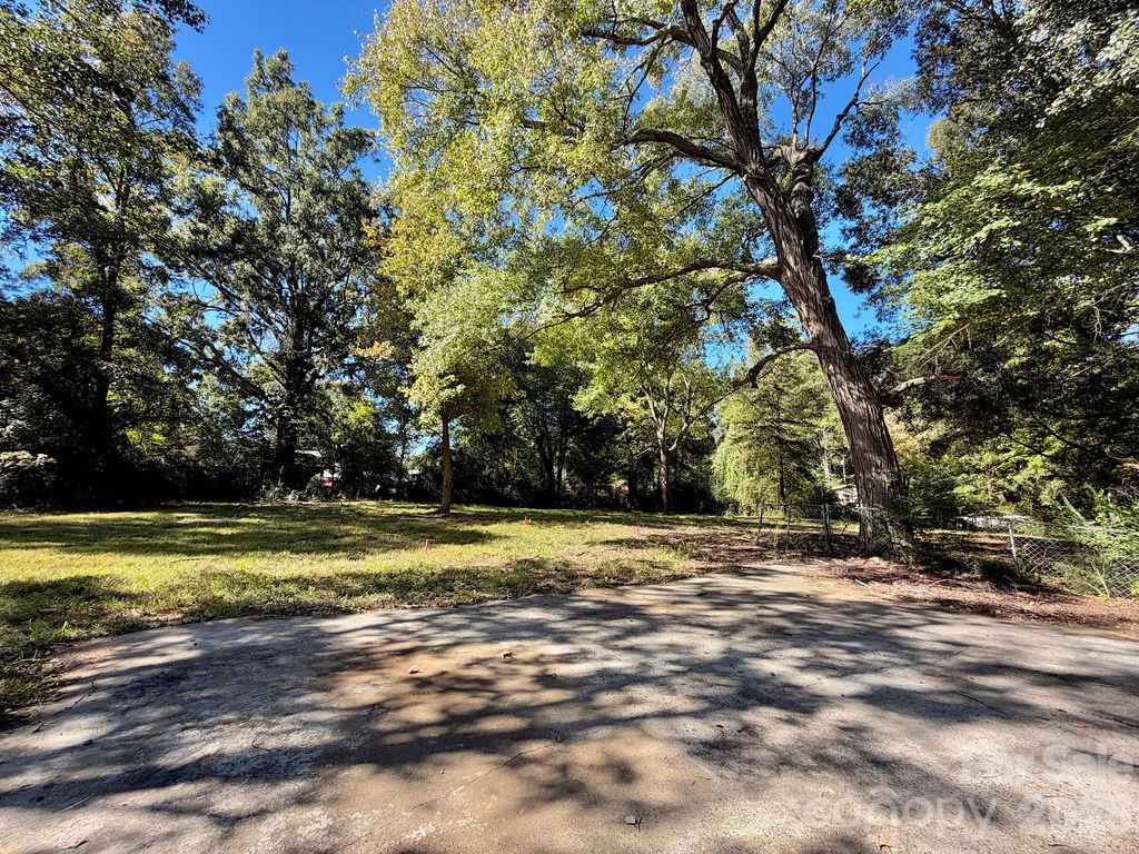 1013 Neely Store Road