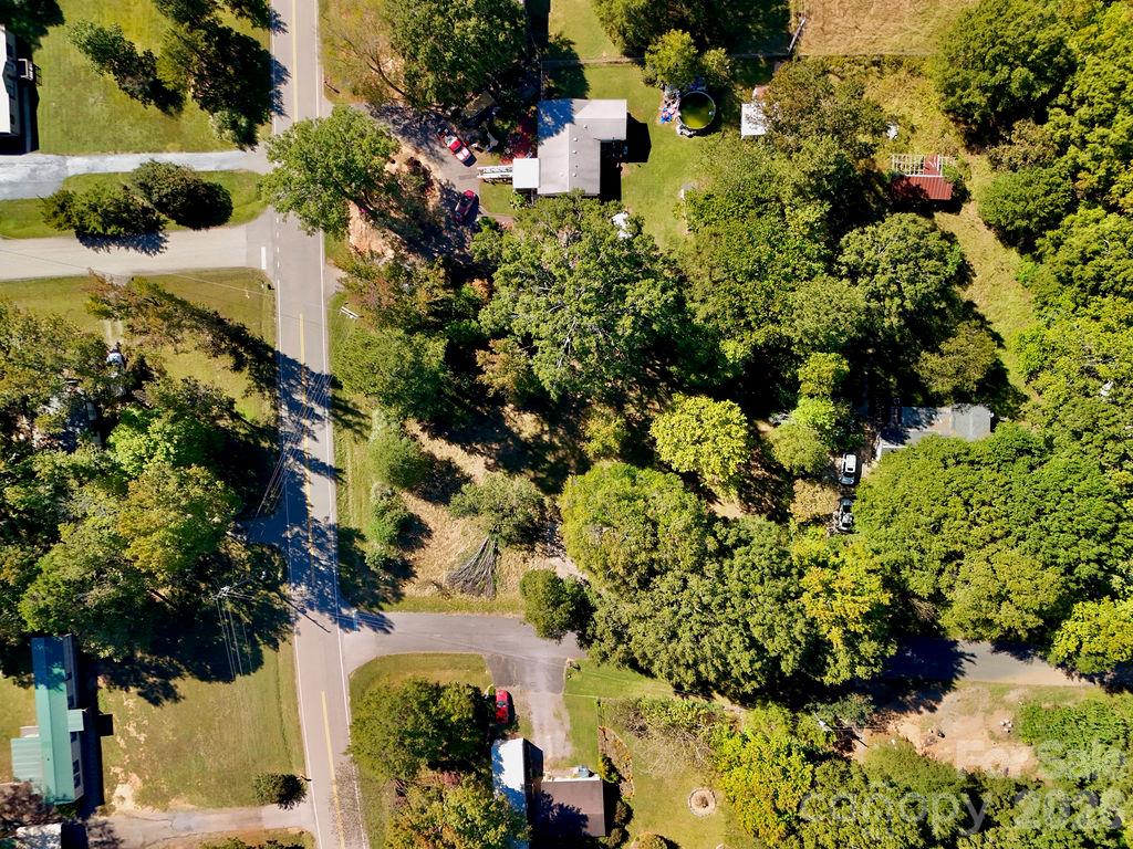1013 Neely Store Road