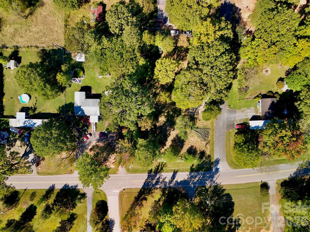 1013 Neely Store Road
