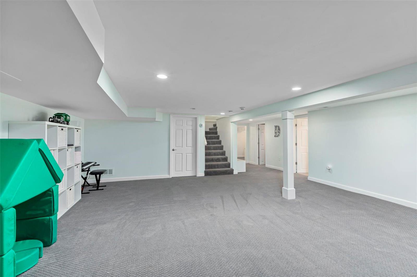 829 Renderer Drive