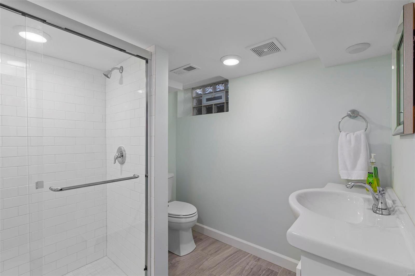 829 Renderer Drive