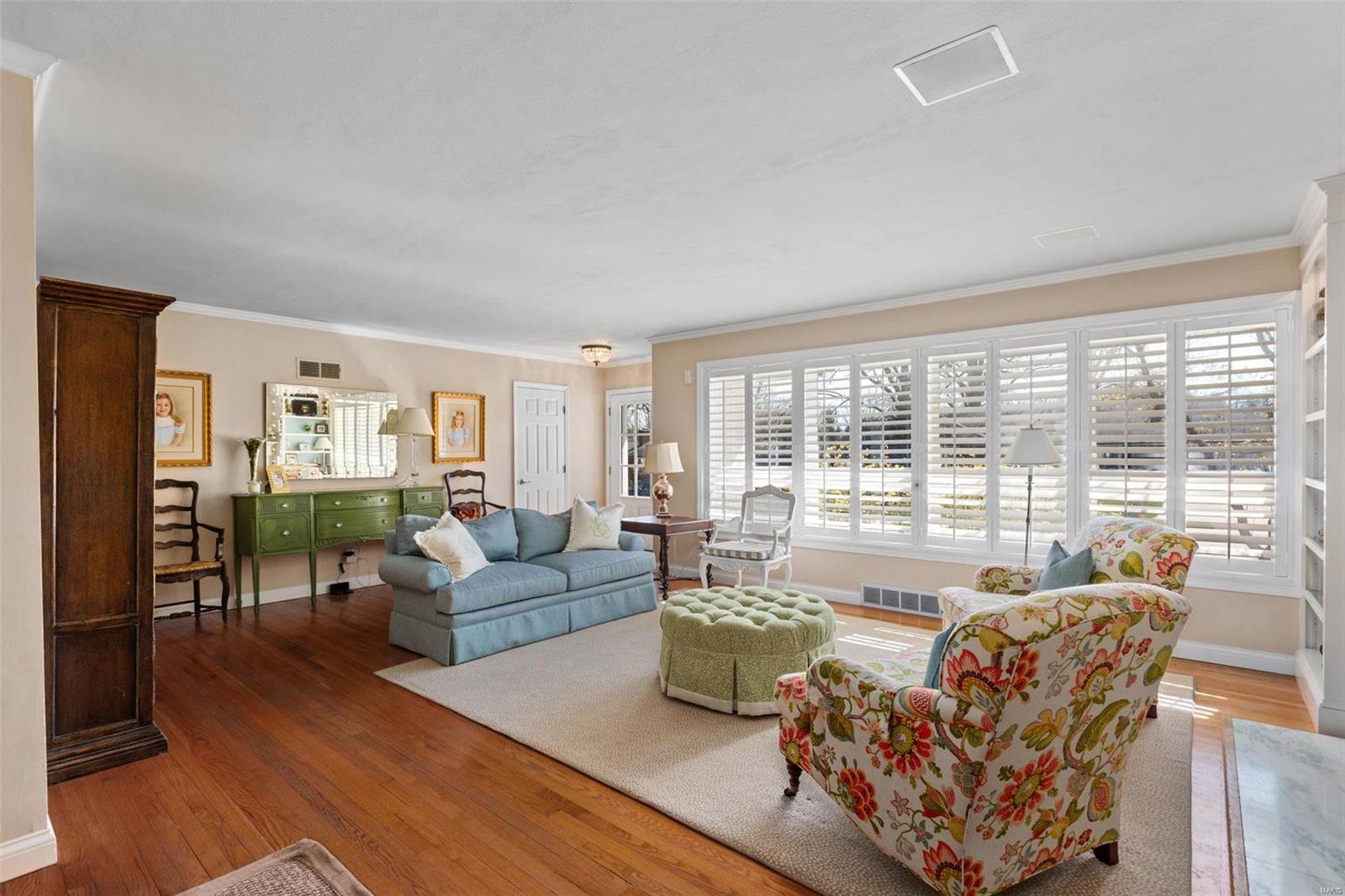 829 Renderer Drive