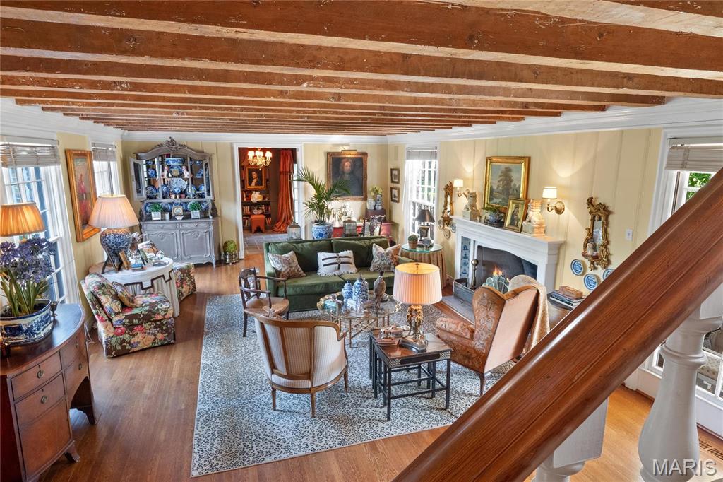 4 Country Life Acres