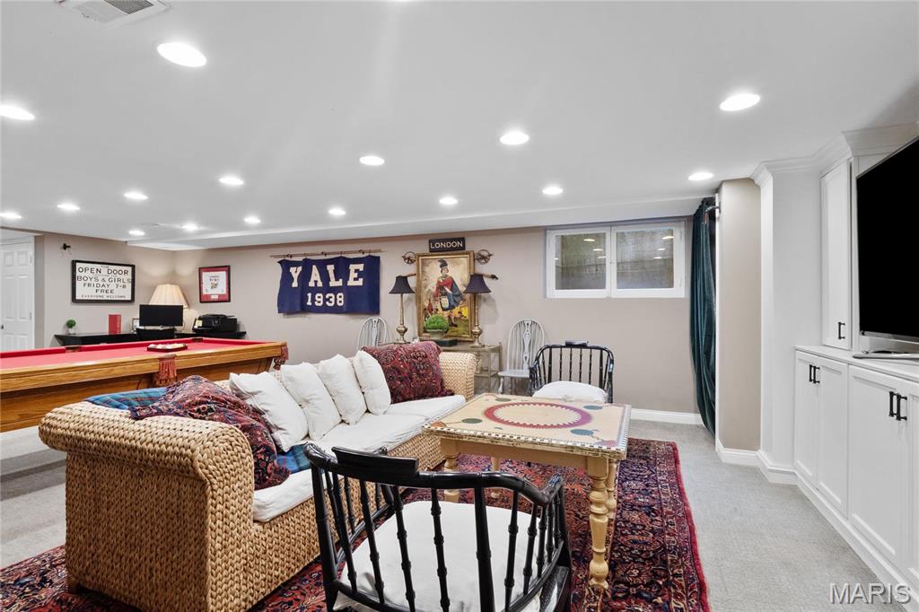 4 Country Life Acres