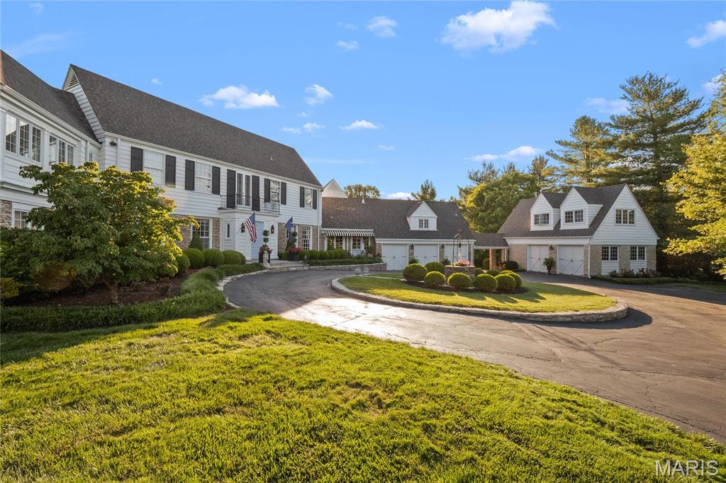 4 Country Life Acres