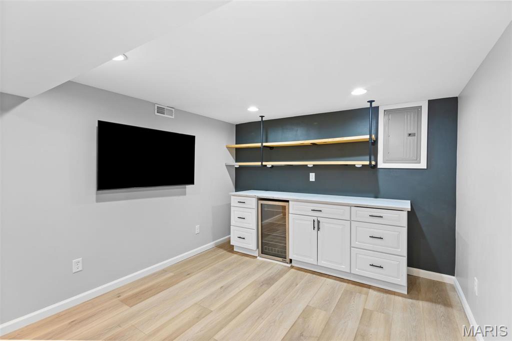 1209 Oakleaf Drive