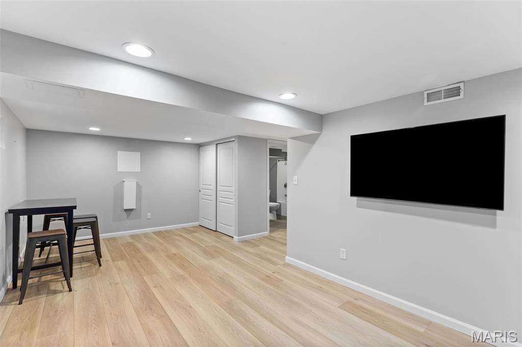 1209 Oakleaf Drive
