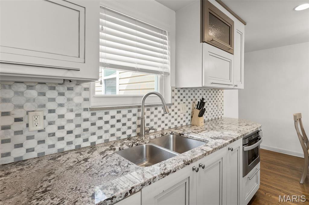 1209 Oakleaf Drive