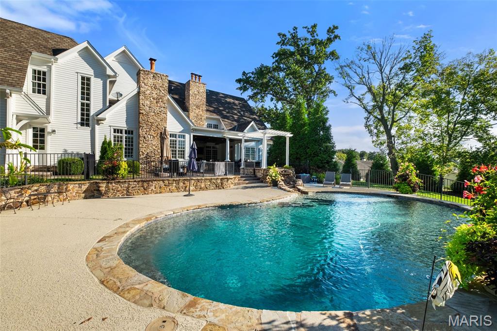 9834 Old Warson Road