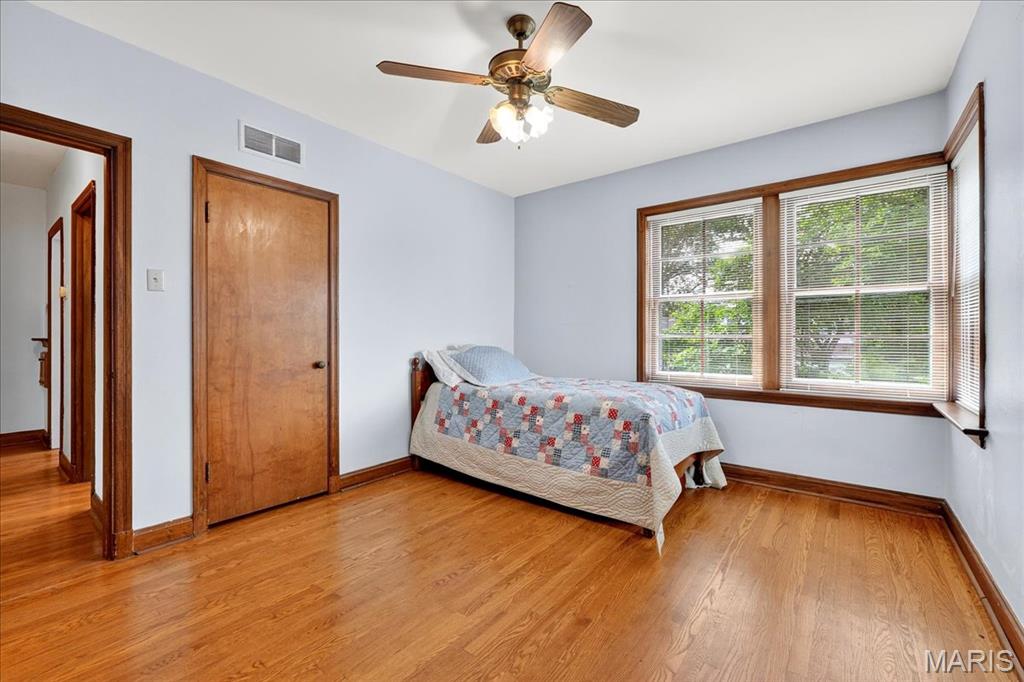 722 Glenvista Place