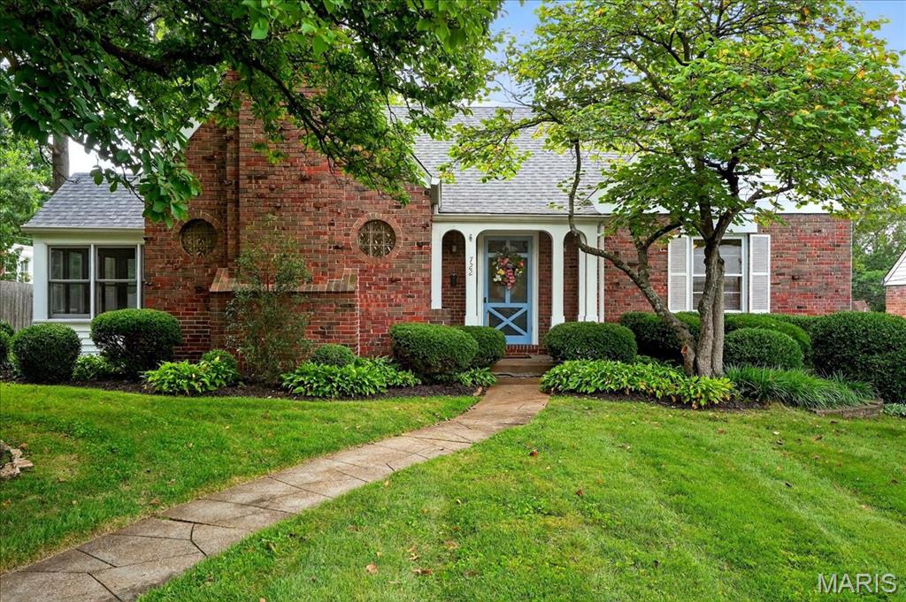 722 Glenvista Place