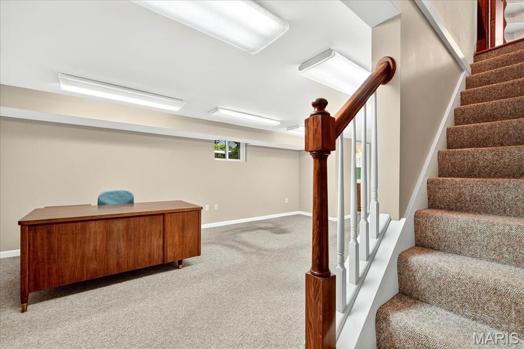 722 Glenvista Place