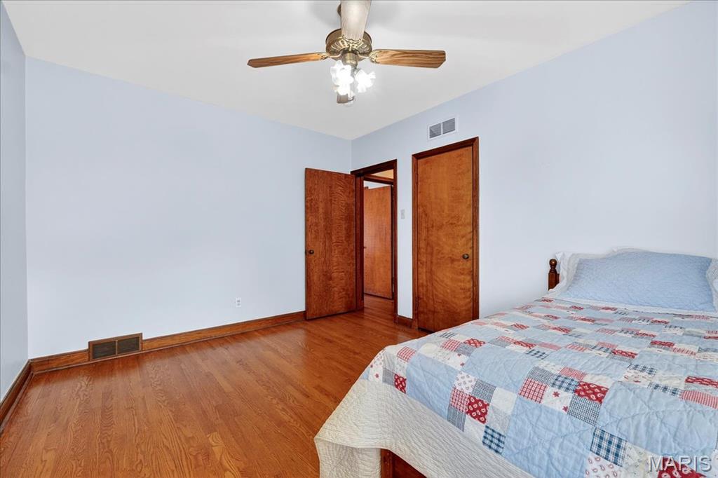 722 Glenvista Place