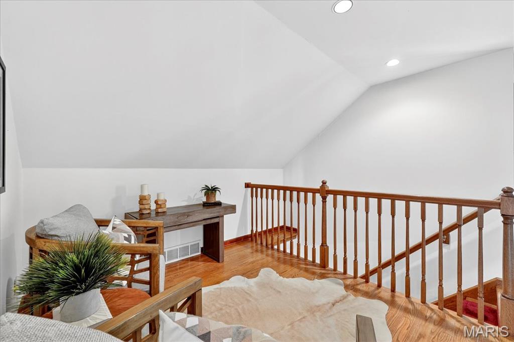 722 Glenvista Place