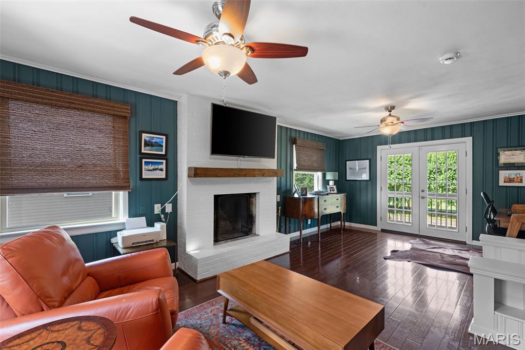 600 S Berry Road