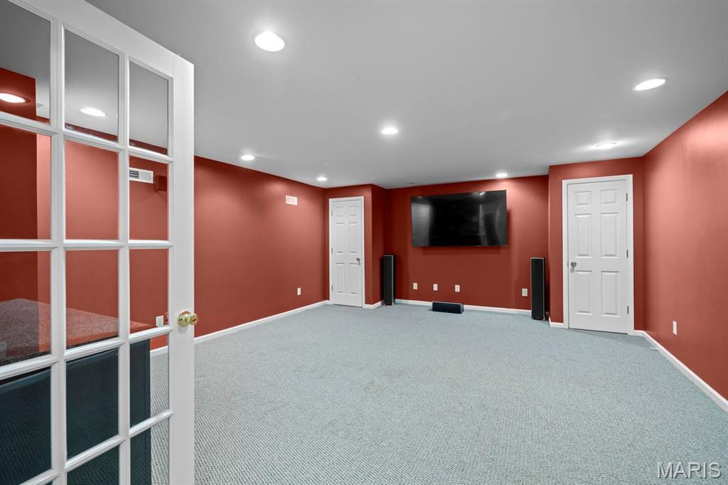 1691 Frontenac Woods Lane