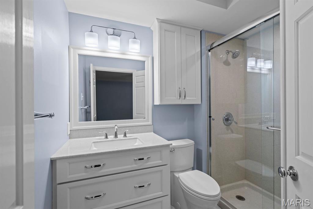 1691 Frontenac Woods Lane