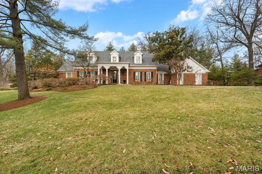 1691 Frontenac Woods Lane