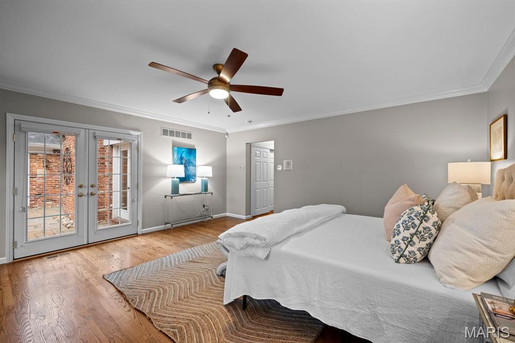 1691 Frontenac Woods Lane