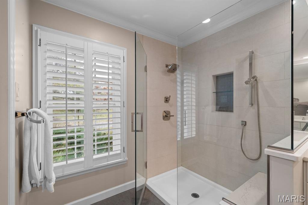 1691 Frontenac Woods Lane