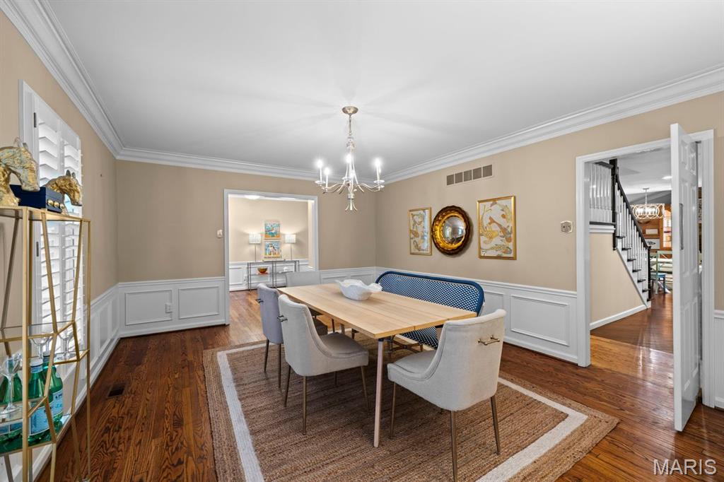 1691 Frontenac Woods Lane