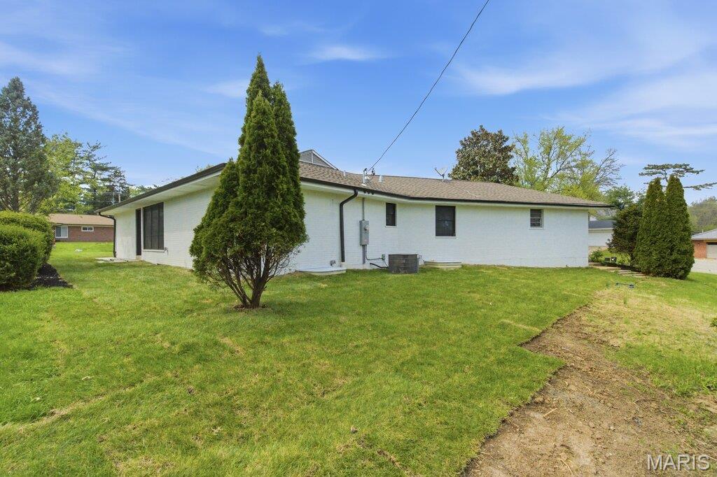 700 Jamaica Court