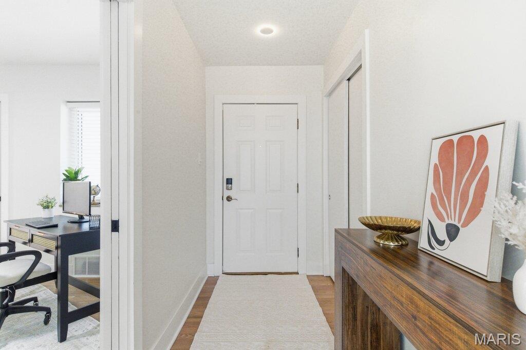 700 Jamaica Court