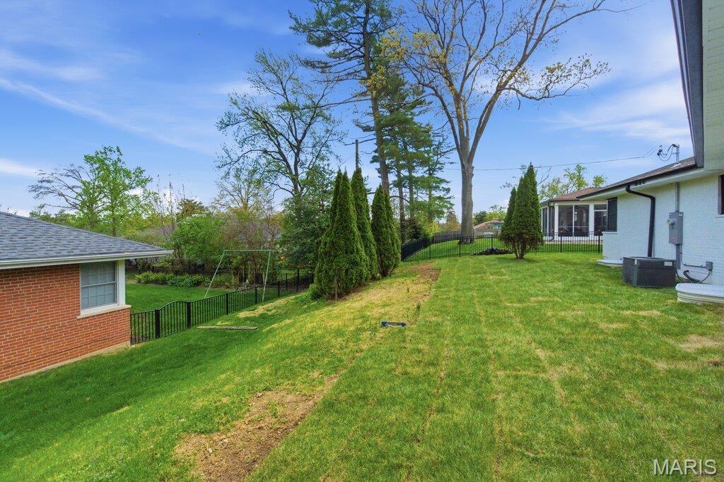 700 Jamaica Court