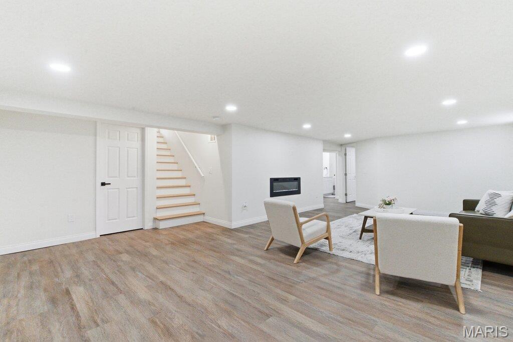 700 Jamaica Court