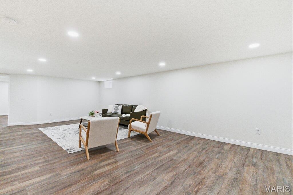 700 Jamaica Court