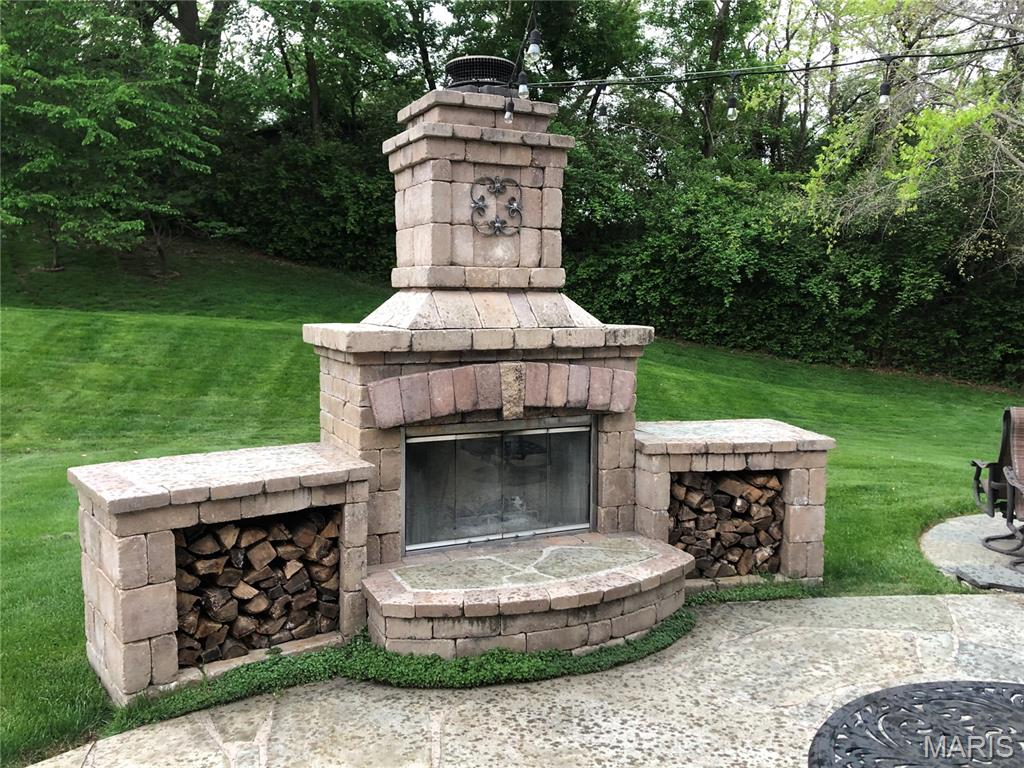 111 Worthington Oaks Drive