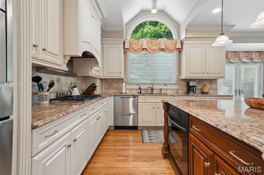 111 Worthington Oaks Drive