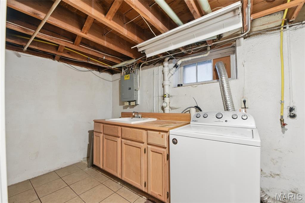 5746 Pernod Avenue