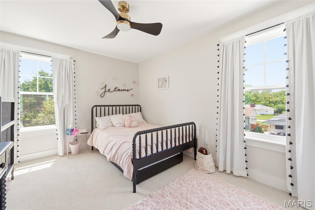 919 Poinsetta Lane
