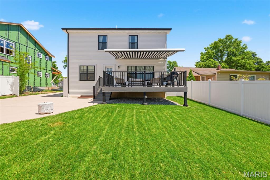 919 Poinsetta Lane