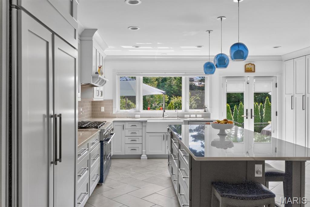 1688 Frontenac Woods Lane
