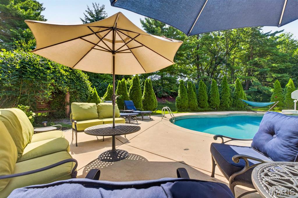 1688 Frontenac Woods Lane