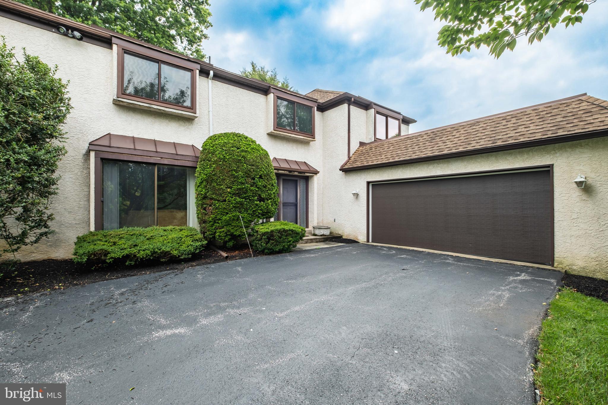 31 Lynne Cir