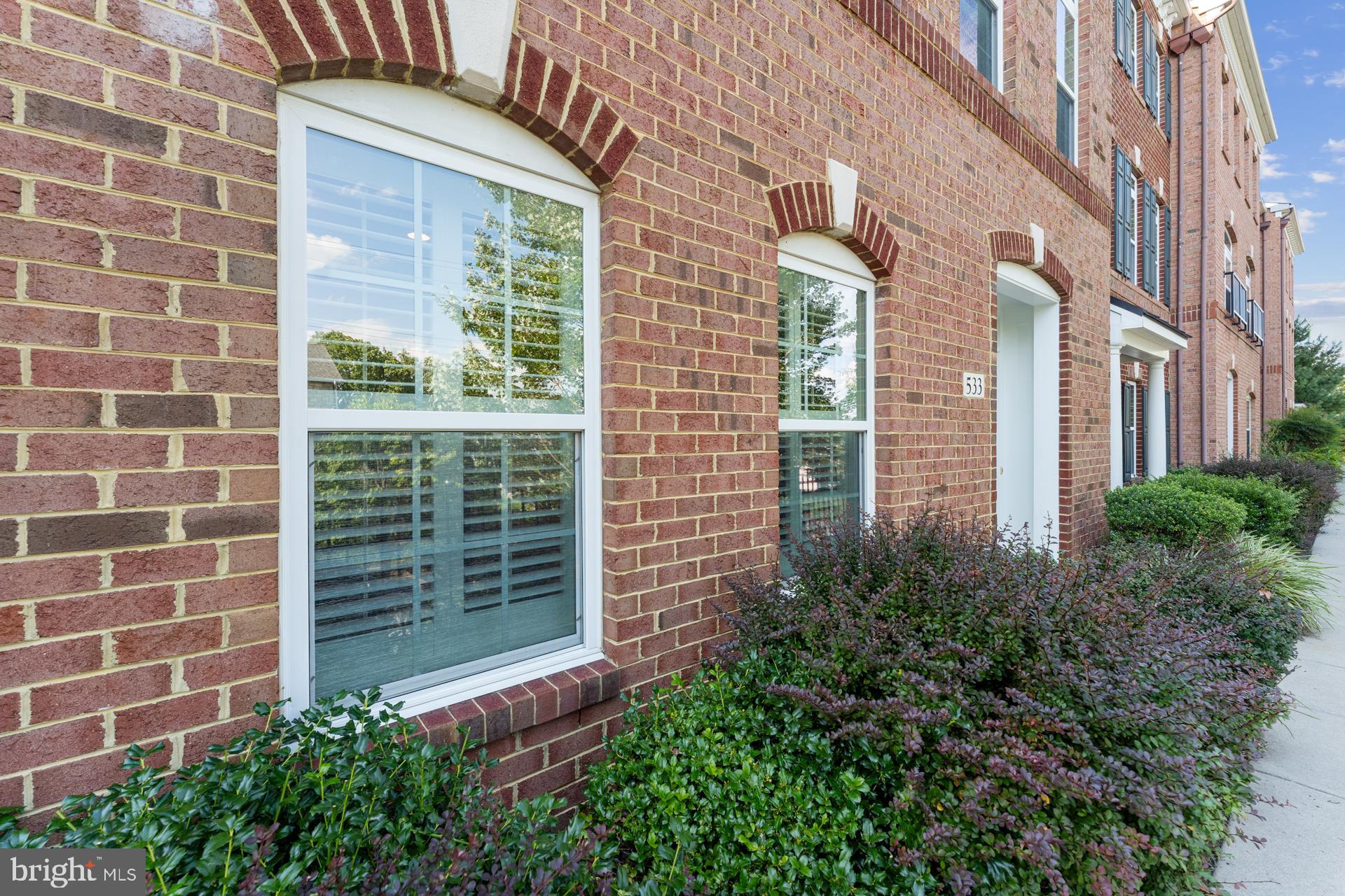 533 Raymond Dr
