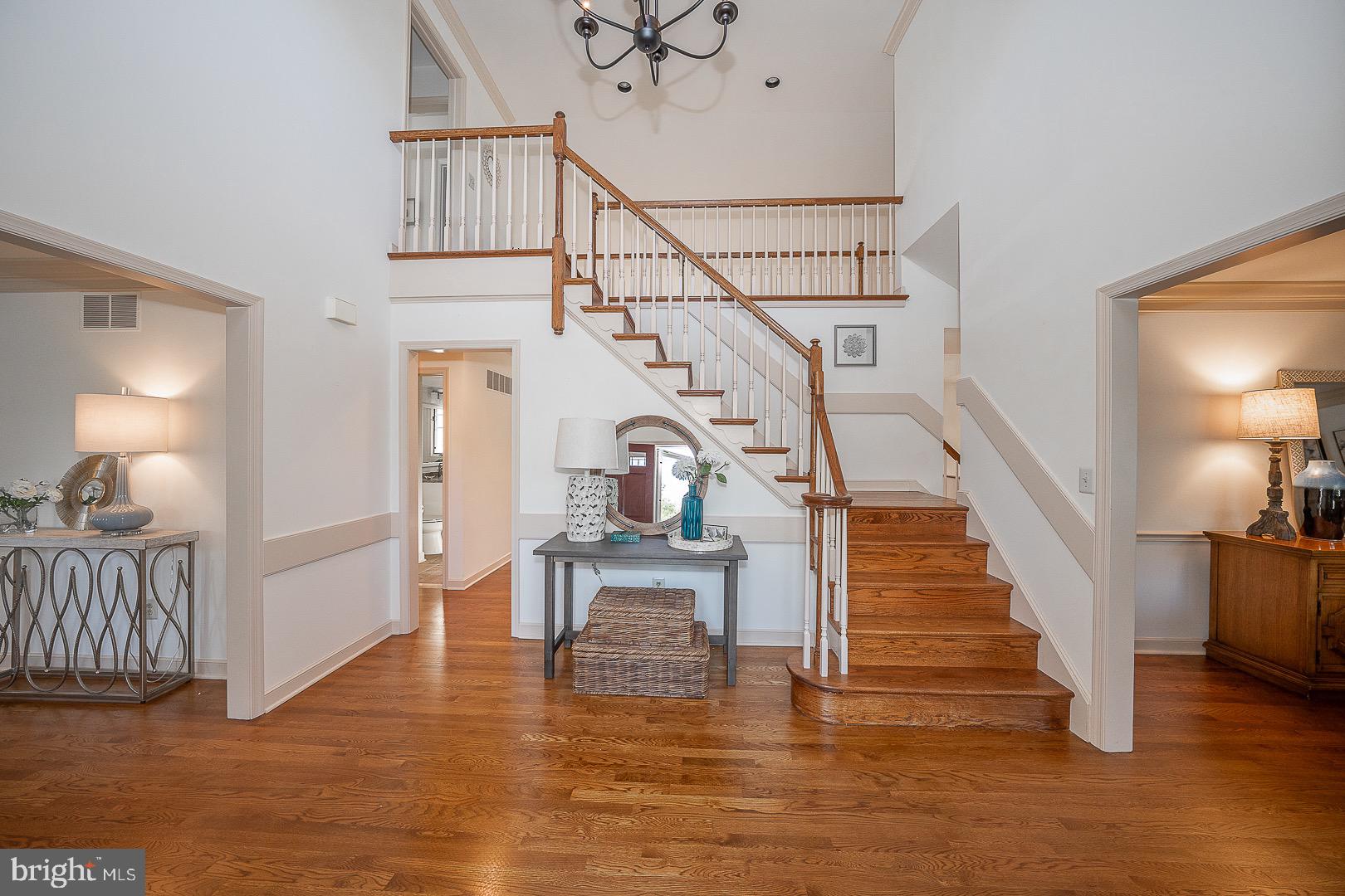 25 Autumn Hill Ln