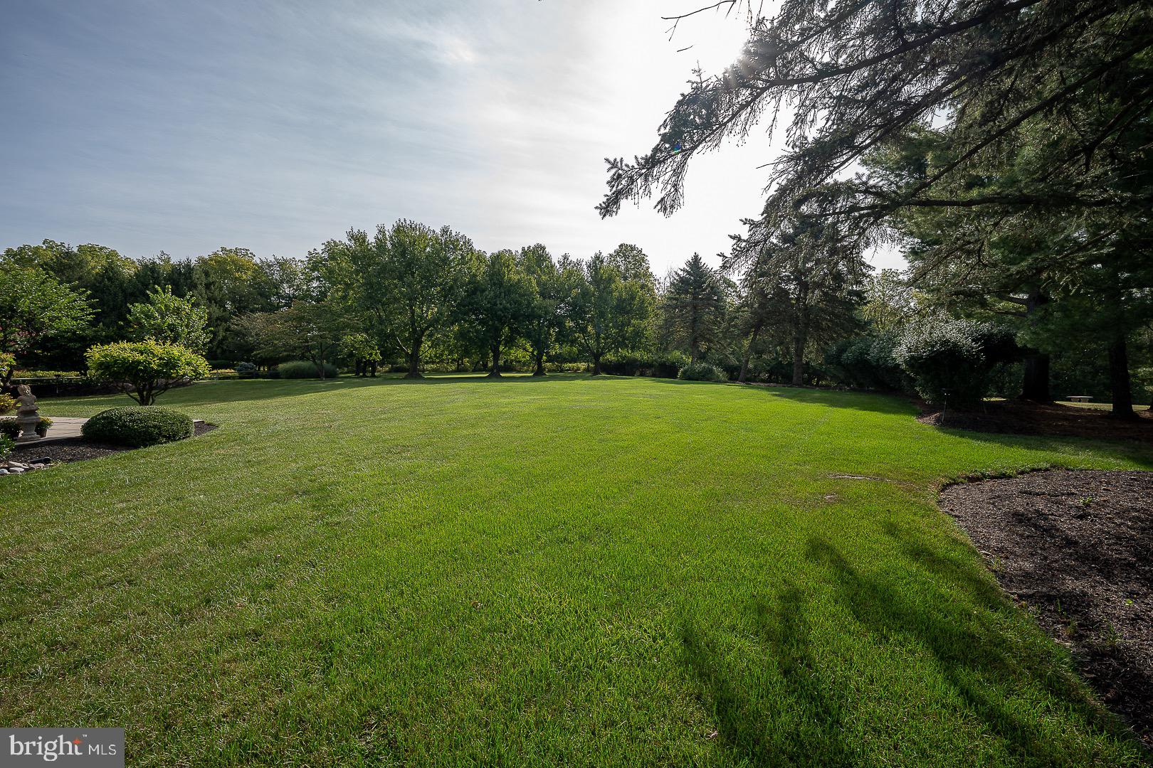 25 Autumn Hill Ln