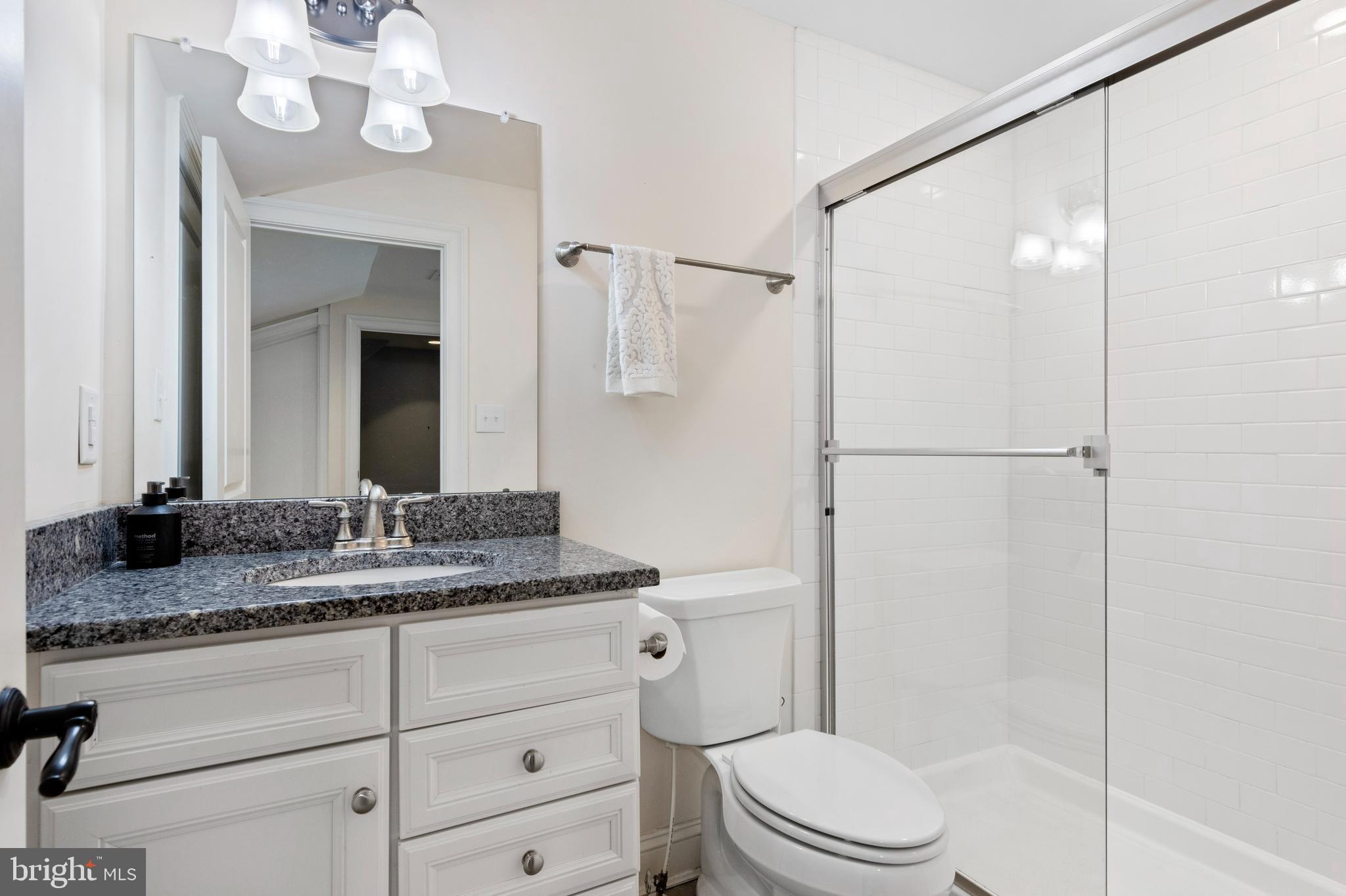 76 Parkview Cir